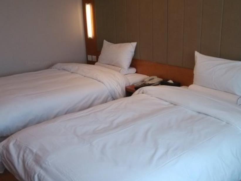 Ji Hotel Urumqi Hongshan Branch מראה חיצוני תמונה
